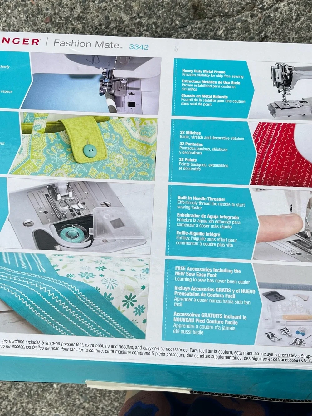 NEW Singer 3342 White Sewing Machine